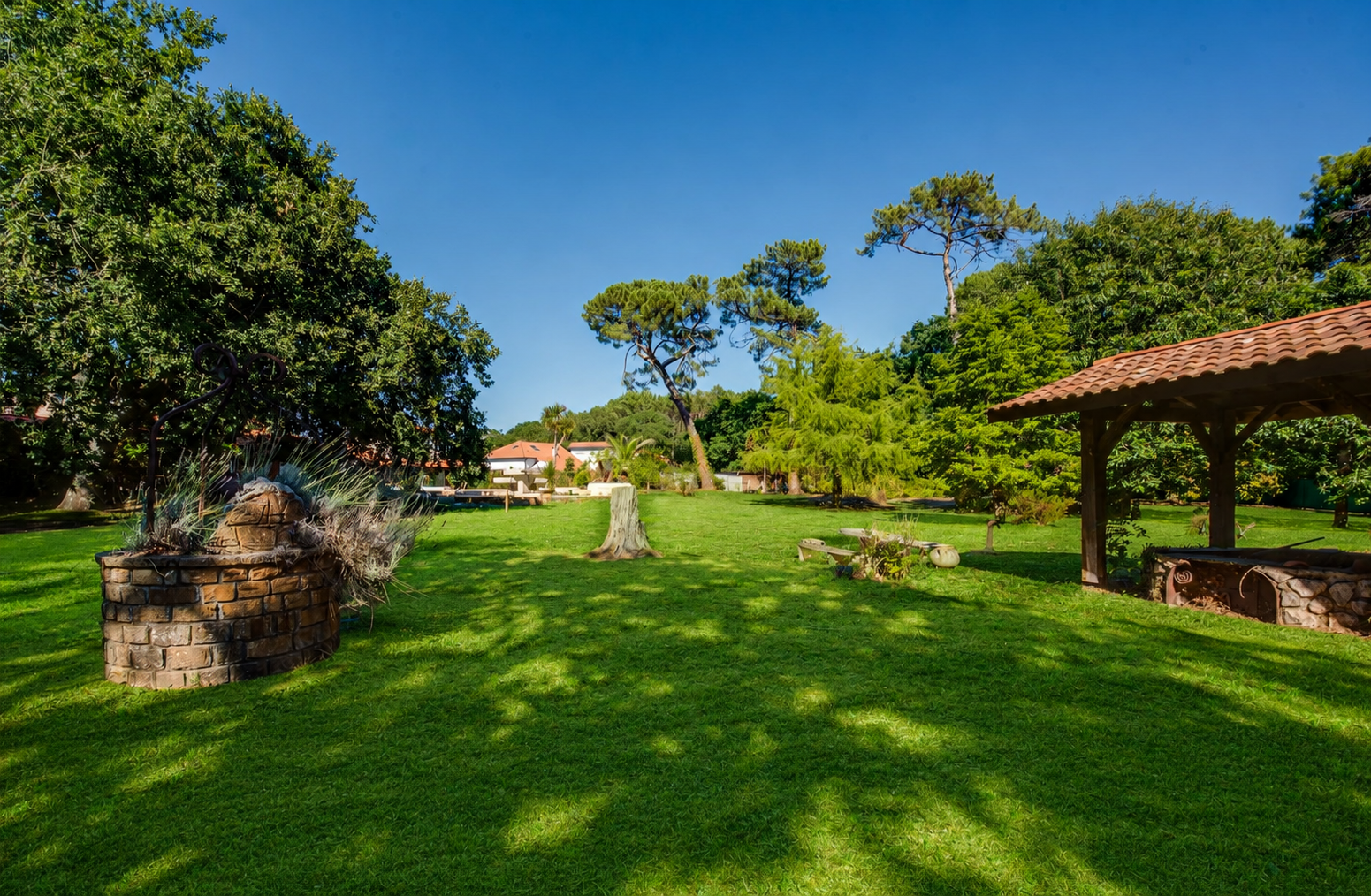 maison 15 Pièces en vente sur CAPBRETON (40130)