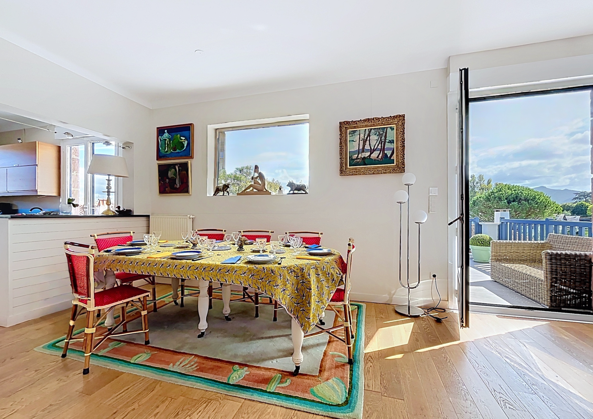 house 5 Rooms for sale on CIBOURE (64500)