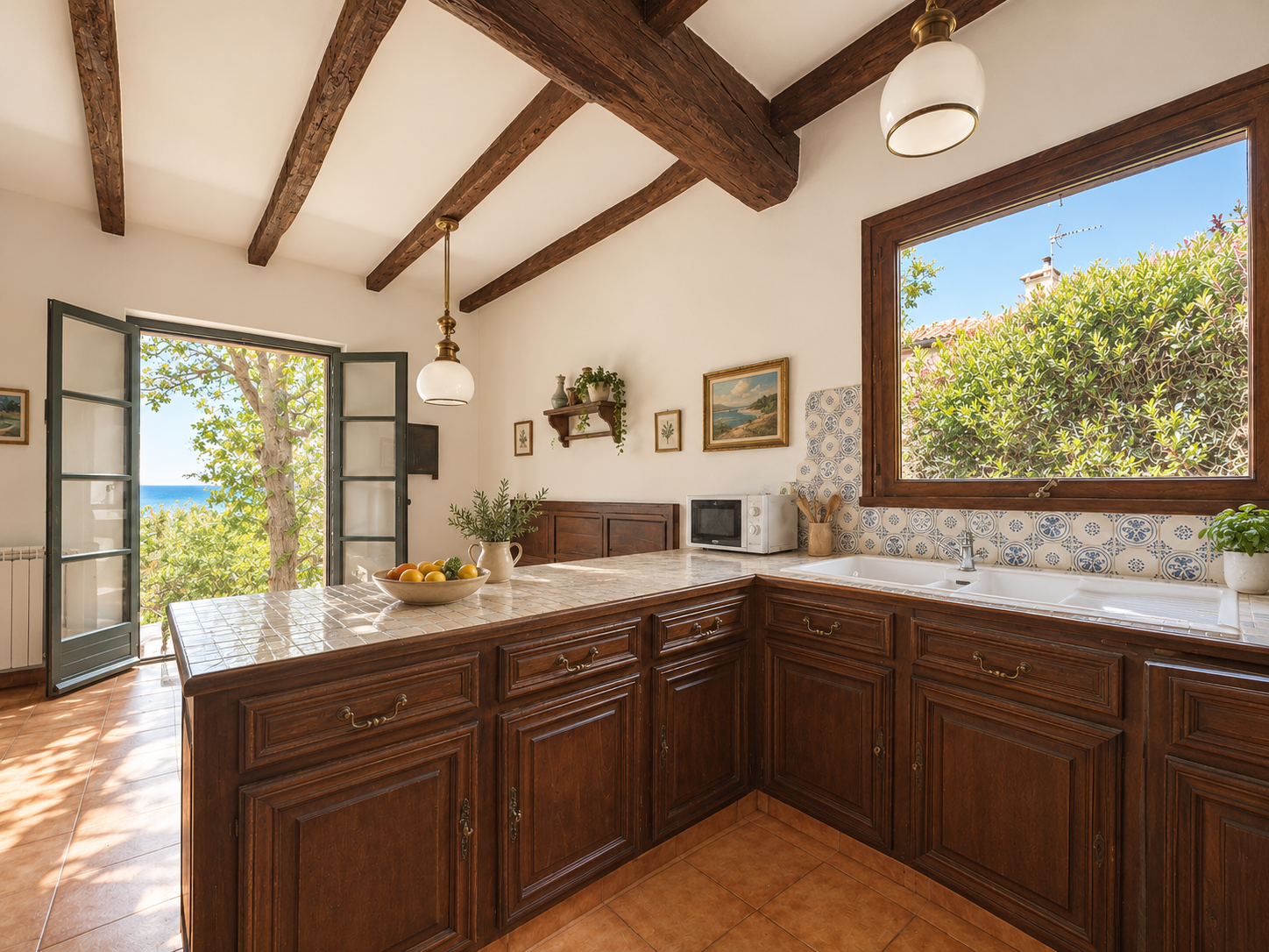 house 10 Rooms for sale on CIBOURE (64500)