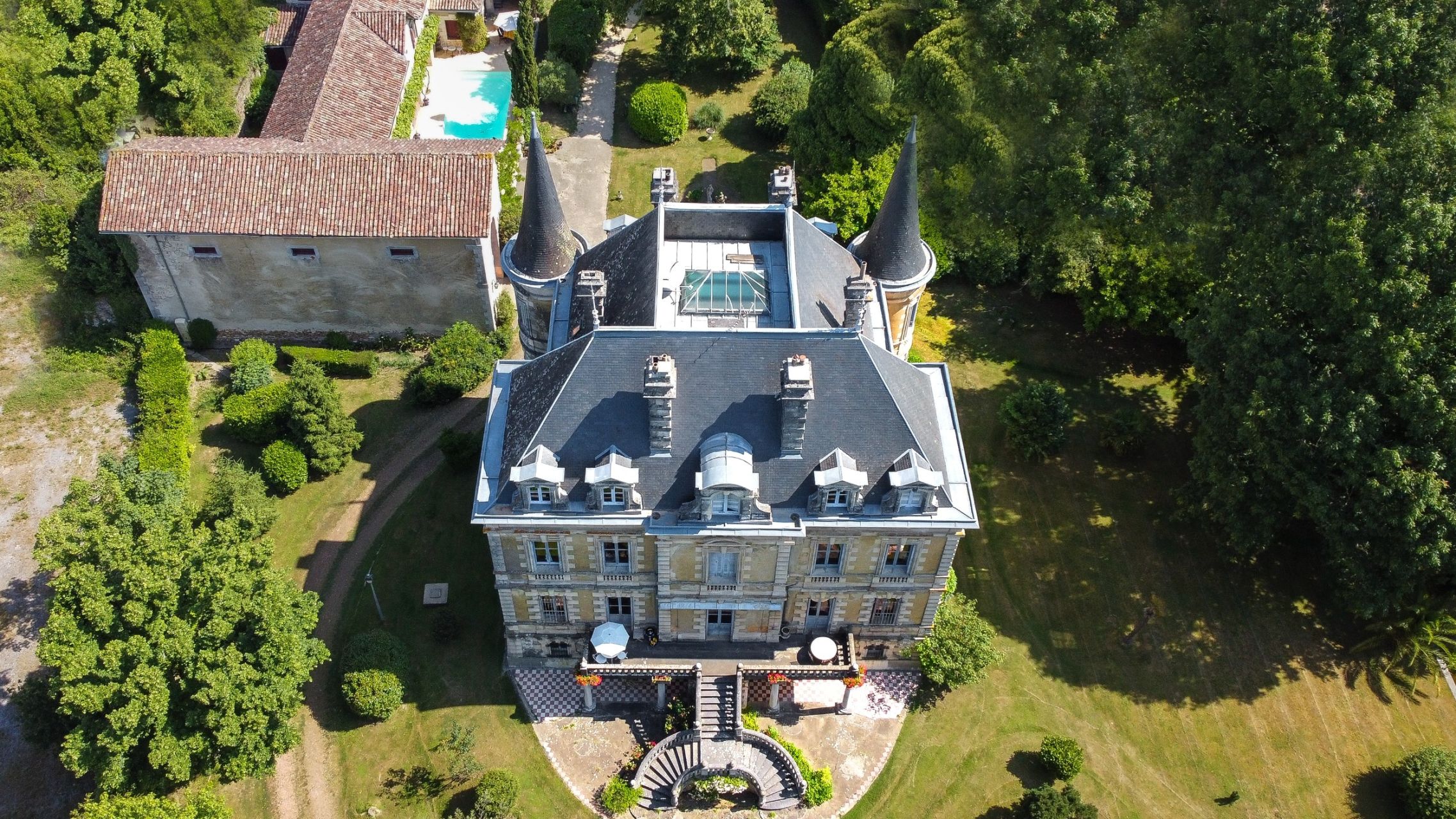 Sale Castle Habas (40290) 1050 m²
