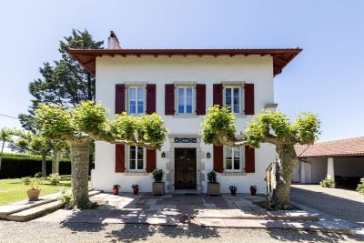 Sale House Arbonne 6&nbsp;Rooms 200&nbsp;m²