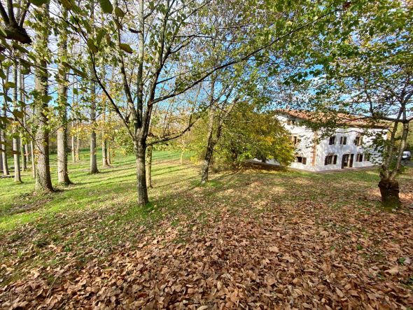 Vente Maison Saint-Pée-sur-Nivelle 15&nbsp;Pièces 740&nbsp;m²