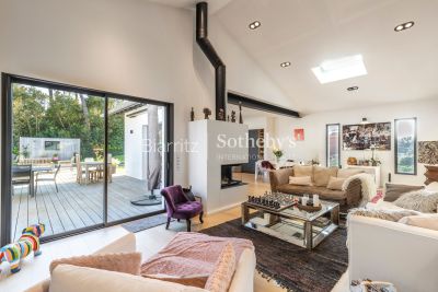 house 8 Rooms for sale on ANGLET (64600) Sale House Anglet 8 Rooms 220 m²