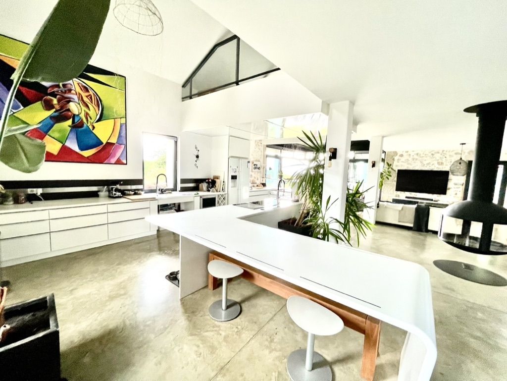 house 5 Rooms for sale on PEYREHORADE (40300)