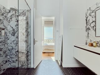 apartment 4 Rooms for sale on BIARRITZ (64200)