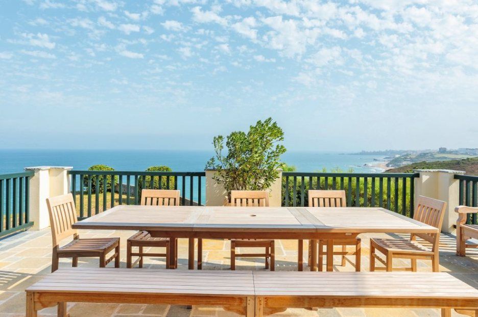 house 9 Rooms for sale on BIDART (64210)