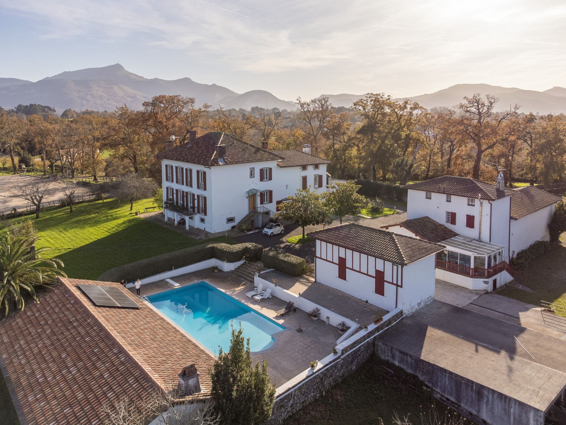 equestrian property 18 Rooms for sale on URRUGNE (64122)