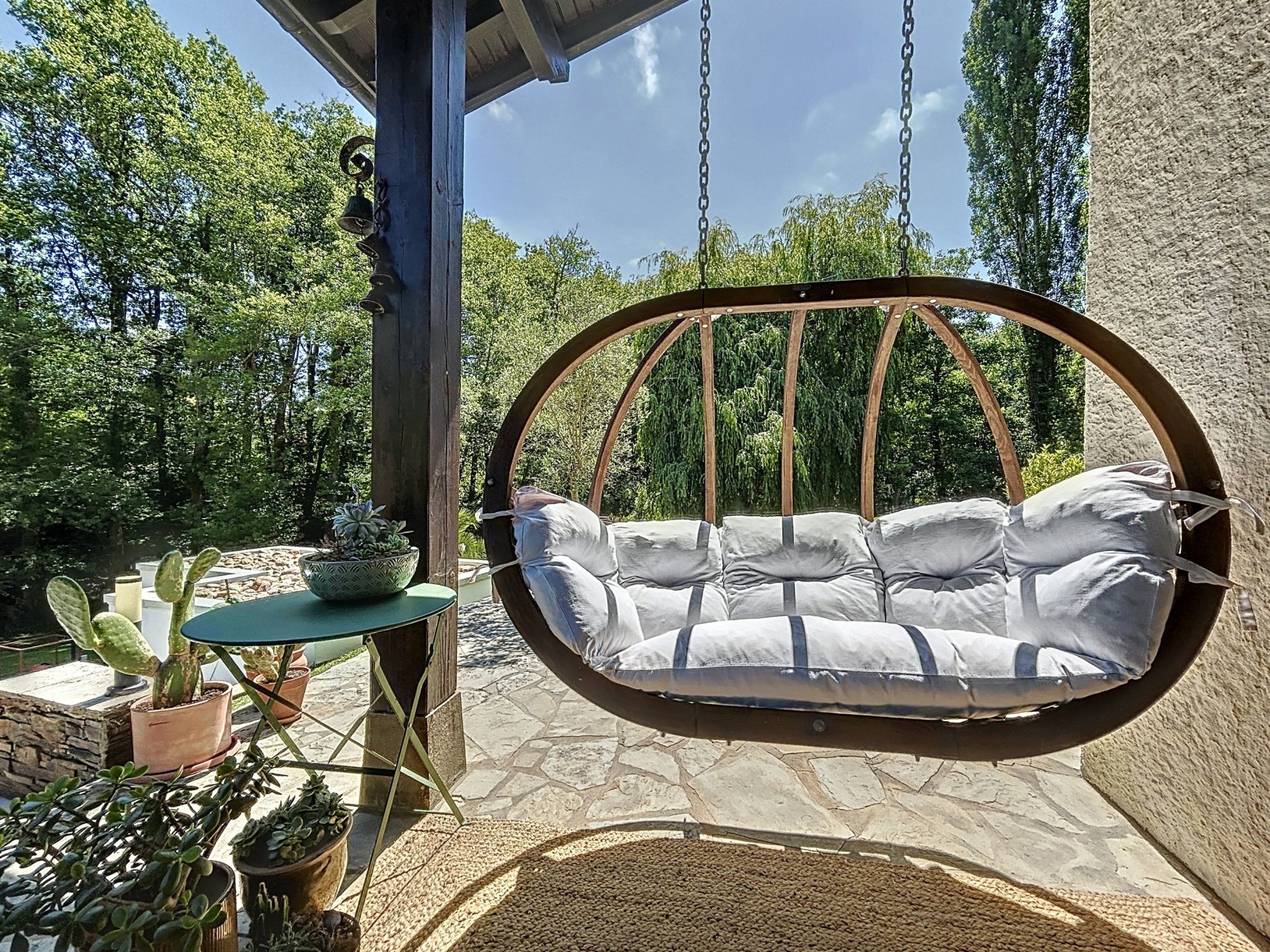 house 5 Rooms for sale on AHETZE (64210)