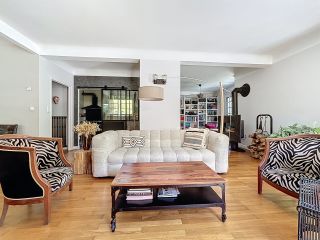 house 5 Rooms for sale on AHETZE (64210)