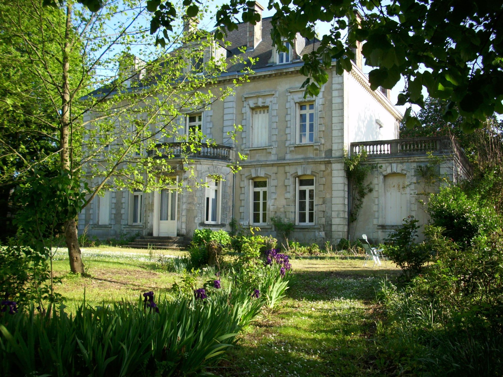 castle 15 Rooms for sale on DAX (40100)