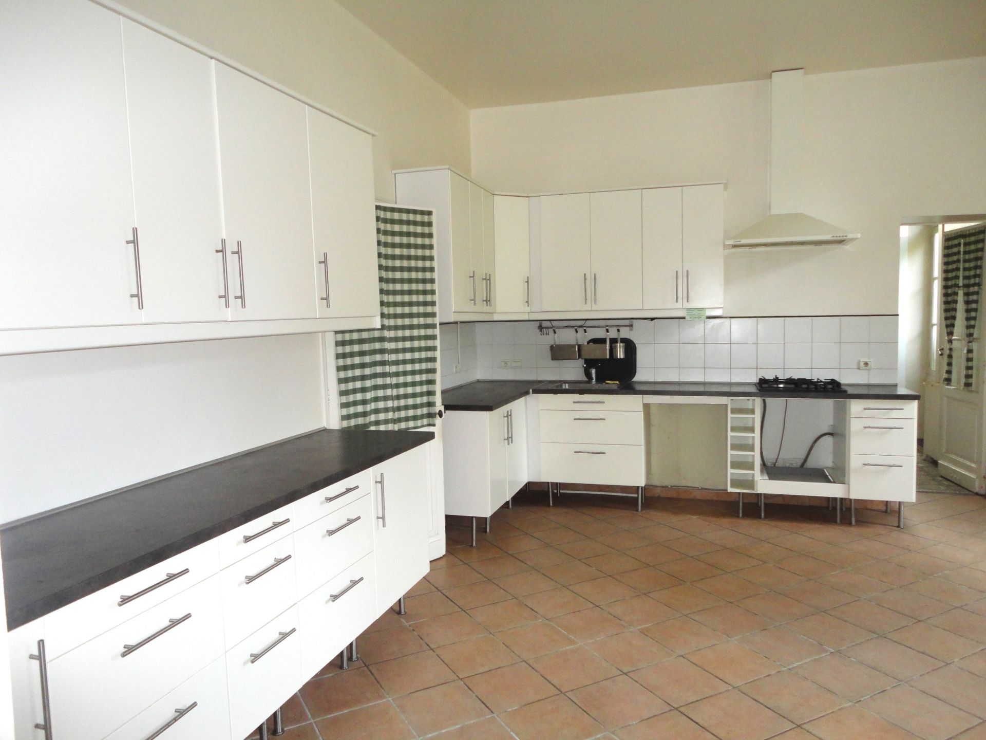 castle 15 Rooms for sale on DAX (40100)