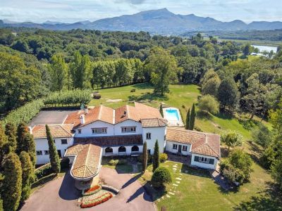 Sale Property Saint-Jean-de-Luz 15&nbsp;Rooms 1200&nbsp;m²